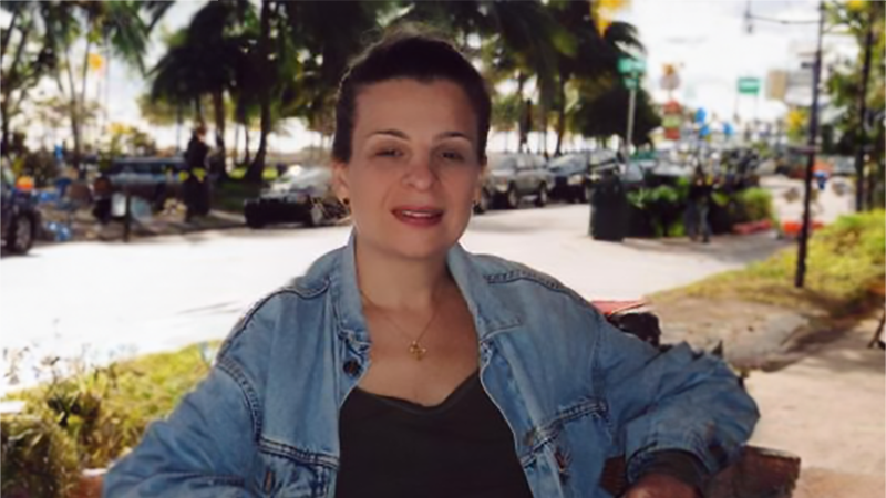 Leal, Suzanne